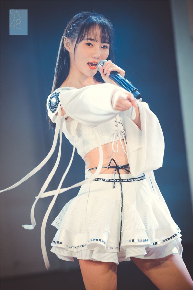 snh48邵雪聪生日特别公演回顾:韶光明媚,美目流盼